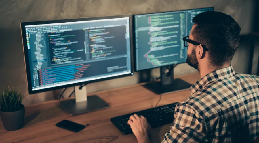 5 Reasons to Hire a Dedicated...